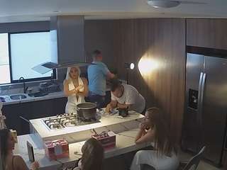 voyeurcam-casa-salsa-kitchen