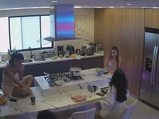 voyeurcam-casa-salsa-kitchen