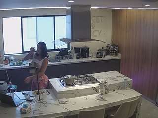 le modèle voyeurcam-casa-salsa-kitchen est en webcam porno dans un show sur le site camsoda, il possède les tags suivants: amateur,flashing,hidden,hidden cam,pov,sexwebcam,teen 18,voyeur,young adult,hd