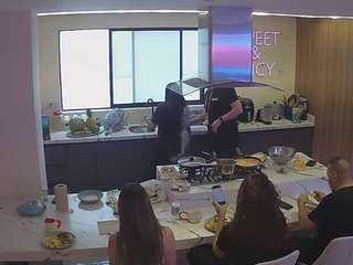 voyeurcam-casa-salsa-kitchen