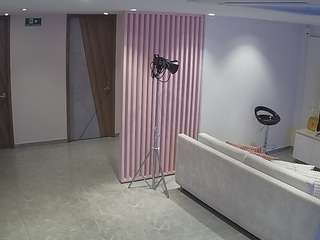 le modèle voyeurcam-casa-salsa-kitchen est en webcam porno dans un show sur le site camsoda, il possède les tags suivants: amateur,flashing,hidden,hidden cam,pov,sexwebcam,teen 18,voyeur,young adult,hd