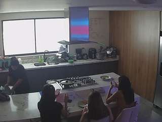 voyeurcam-casa-salsa-kitchen