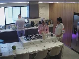 voyeurcam-casa-salsa-kitchen