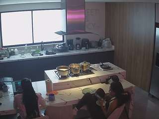 voyeurcam-casa-salsa-kitchen