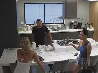 Casa Salsa Kitchen's Live Sex Cam Show