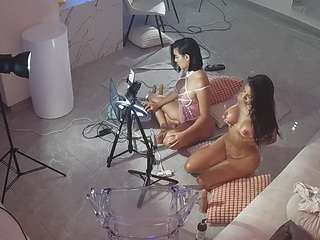 voyeurcam-casa-salsa-parlor webcam