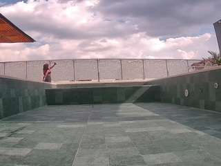 voyeurcam-casa-salsa-pool-1