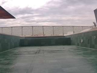 voyeurcam-casa-salsa-pool-1 camsoda