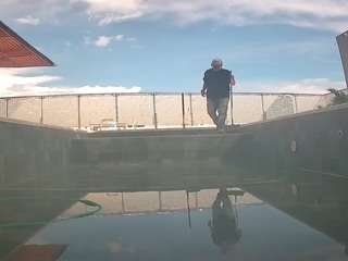 voyeurcam-casa-salsa-pool-1