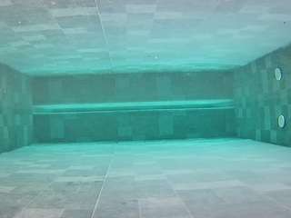 यह मॉडल अभी लाइव है. voyeurcam-casa-salsa-pool-1