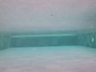 voyeurcam-casa-salsa-pool-1