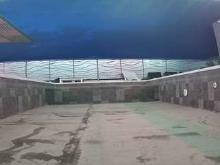 voyeurcam-casa-salsa-pool-1