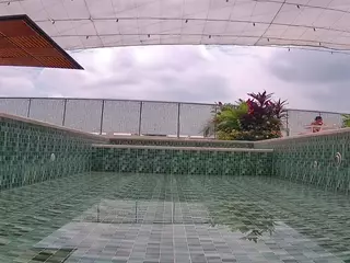 voyeurcam-casa-salsa-pool-1's Live Sex Cam Show