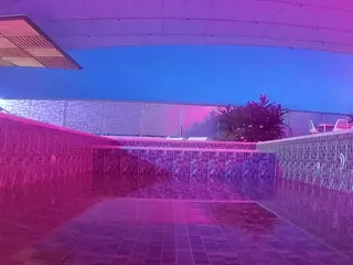 voyeurcam-casa-salsa-pool-1's Live Sex Cam Show