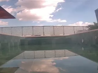 voyeurcam casa salsa pool 1's Live Sex Cam Show