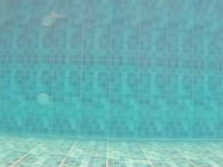 camsoda voyeurcam-casa-salsa-pool-2