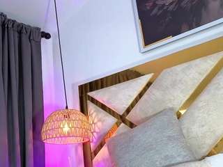 angels-pervert's live room