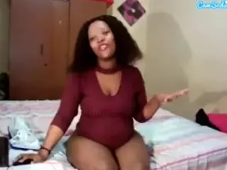 curvybunny2's Live Sex Cam Show