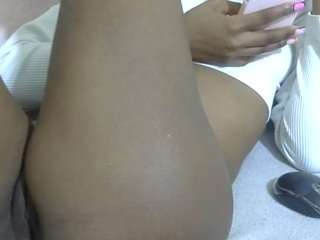 Live cam show with Cuteavrl
