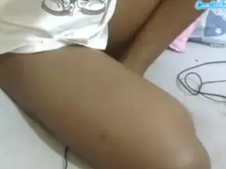 Cuteavrl's Live Sex Cam Show