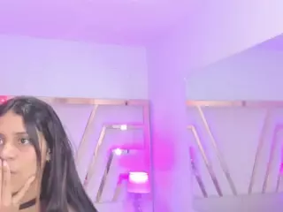 daianatayler's Live Sex Cam Show
