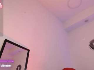 katyvan's CamSoda show and profile