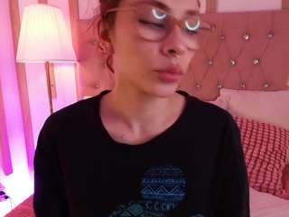 katyvan Live Webcam on CamSoda