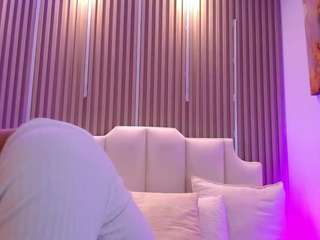 katyvan Live Webcam on CamSoda