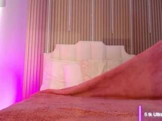 Katy Van live cam preview