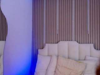 Katy Van live cam preview