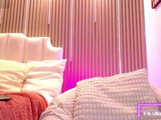 Katy Van live cam preview