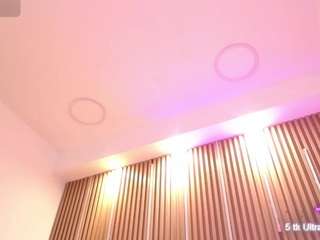 Katy Van live cam preview