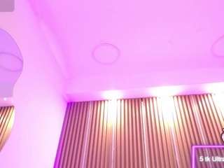 Katy Van live on CamSoda