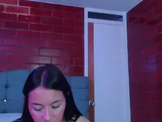 lia-tayloor's Live Sex Cam Show