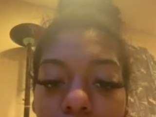 lovedbylibra Live Webcam on CamSoda