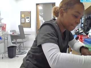 xiomarahoney's CamSoda show and profile