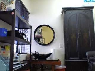 xiomarahoney's CamSoda show and profile