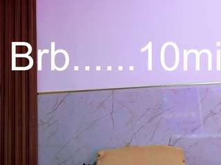 zorra-violeta's CamSoda show and profile