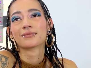 zorra-violeta Live Webcam on CamSoda