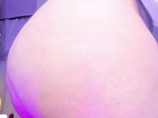 adhara-wlliams's CamSoda show and profile