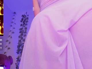 adhara-wlliams Live Webcam on CamSoda