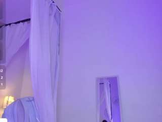 adhara-wlliams webcam