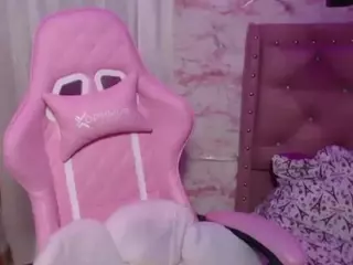 clarissee-wish's Live Sex Cam Show