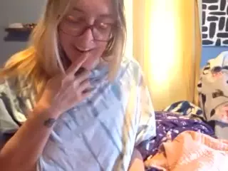 Hippiechick520's Live Sex Cam Show