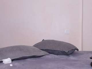 sexyariah's CamSoda show and profile