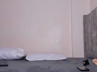 Live webcam model sexyariah on Soda Cams