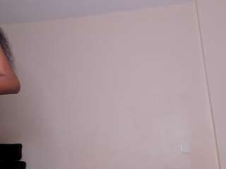 Live cam show with Sexyariah
