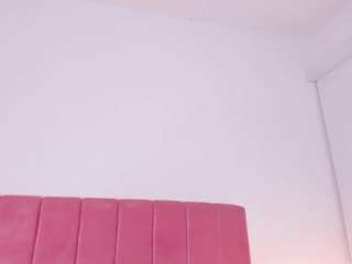 CristaalHart live webcam show