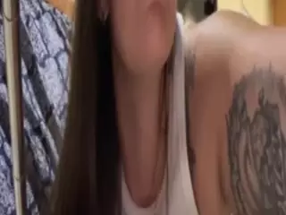EmmaRaeJ's Live Sex Cam Show