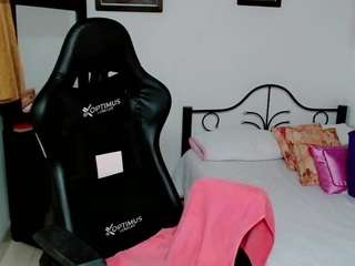 lilybenet1 - Live Cam